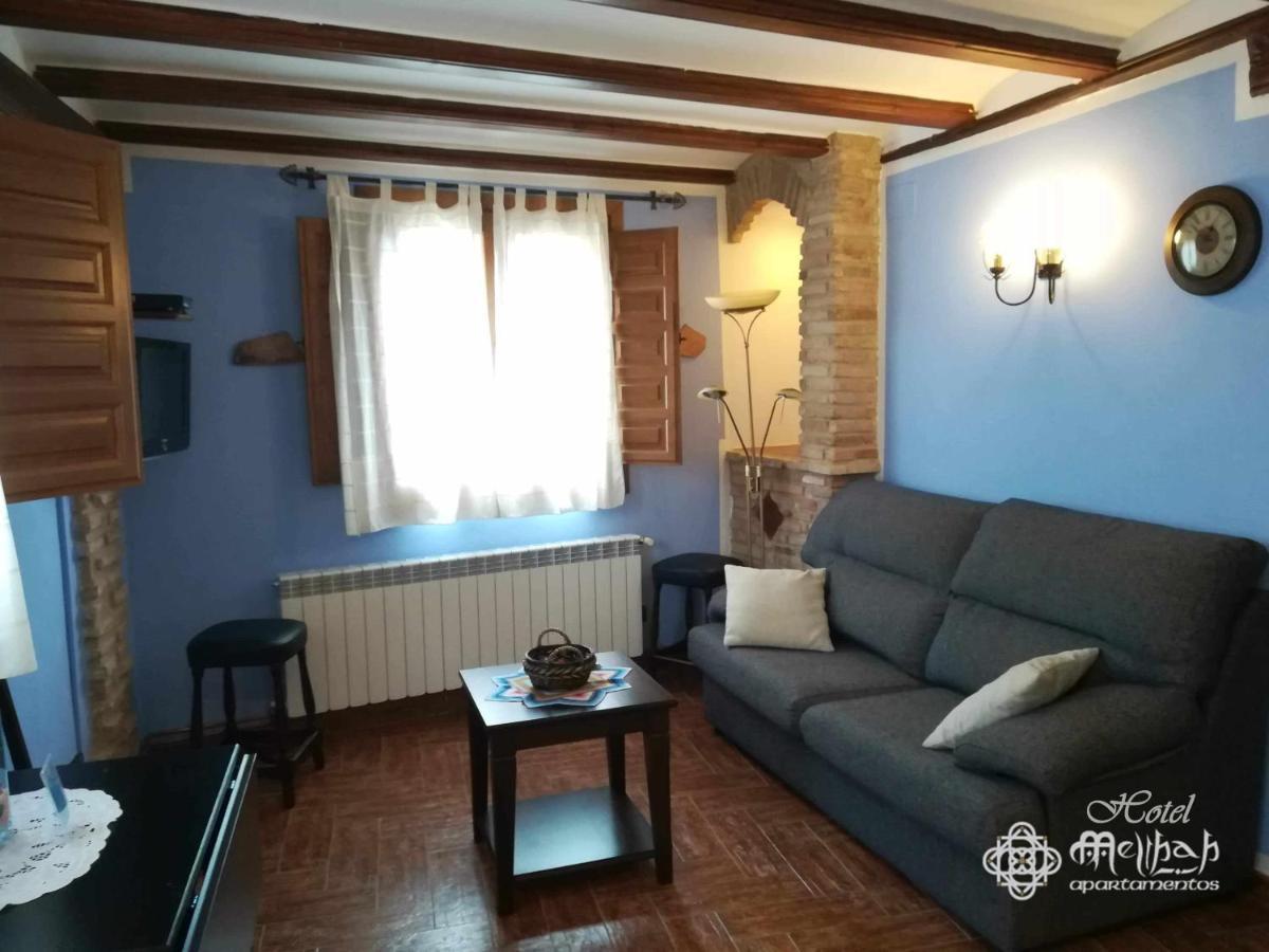 Hotel Apartamentos Melihah Daroca Esterno foto
